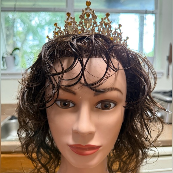 Elegant Gold Tone Tiara with Yellow beads. New in packaging! main image 7